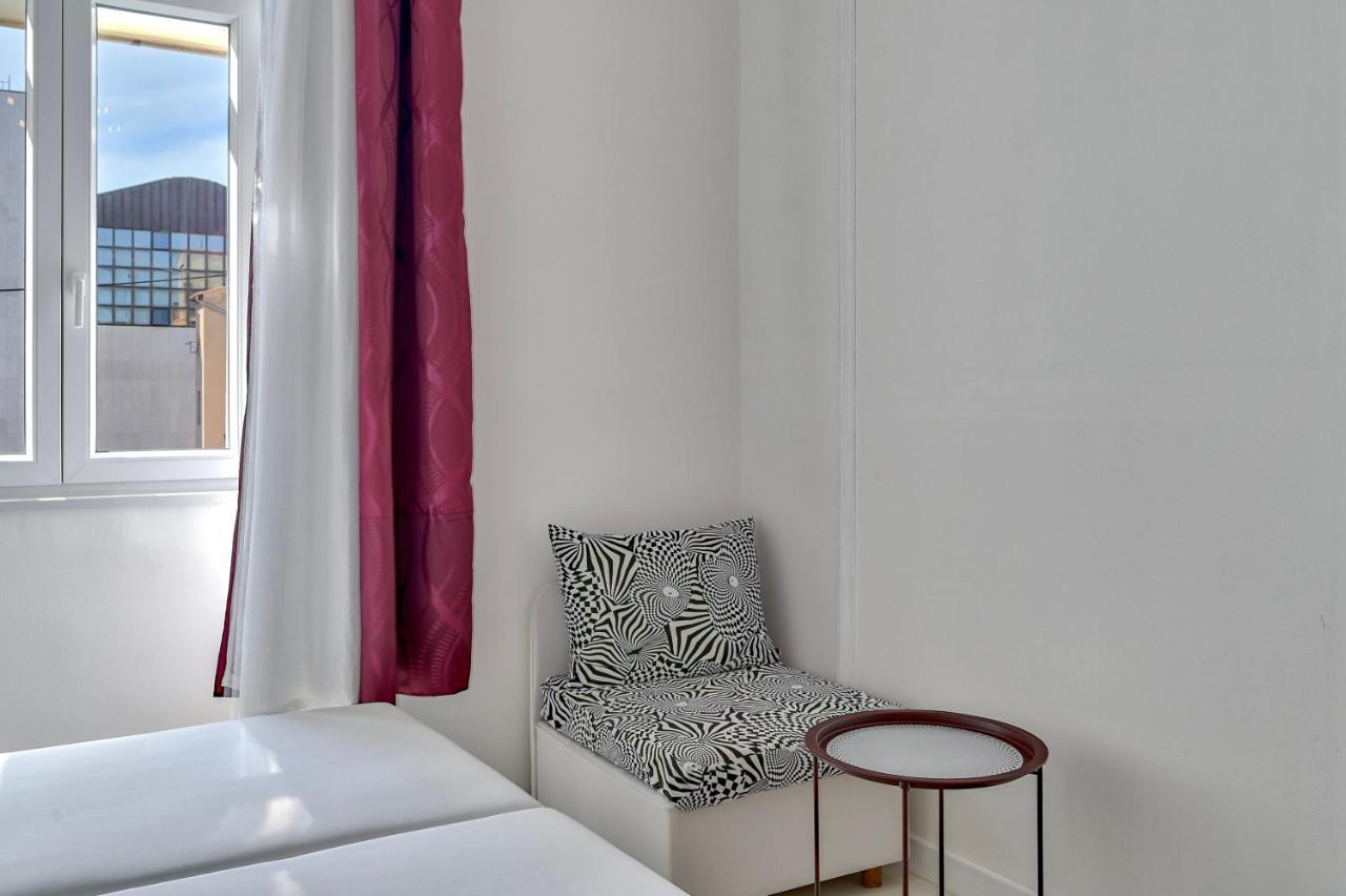 Appartement Collins Amethyst Center à Pula Extérieur photo
