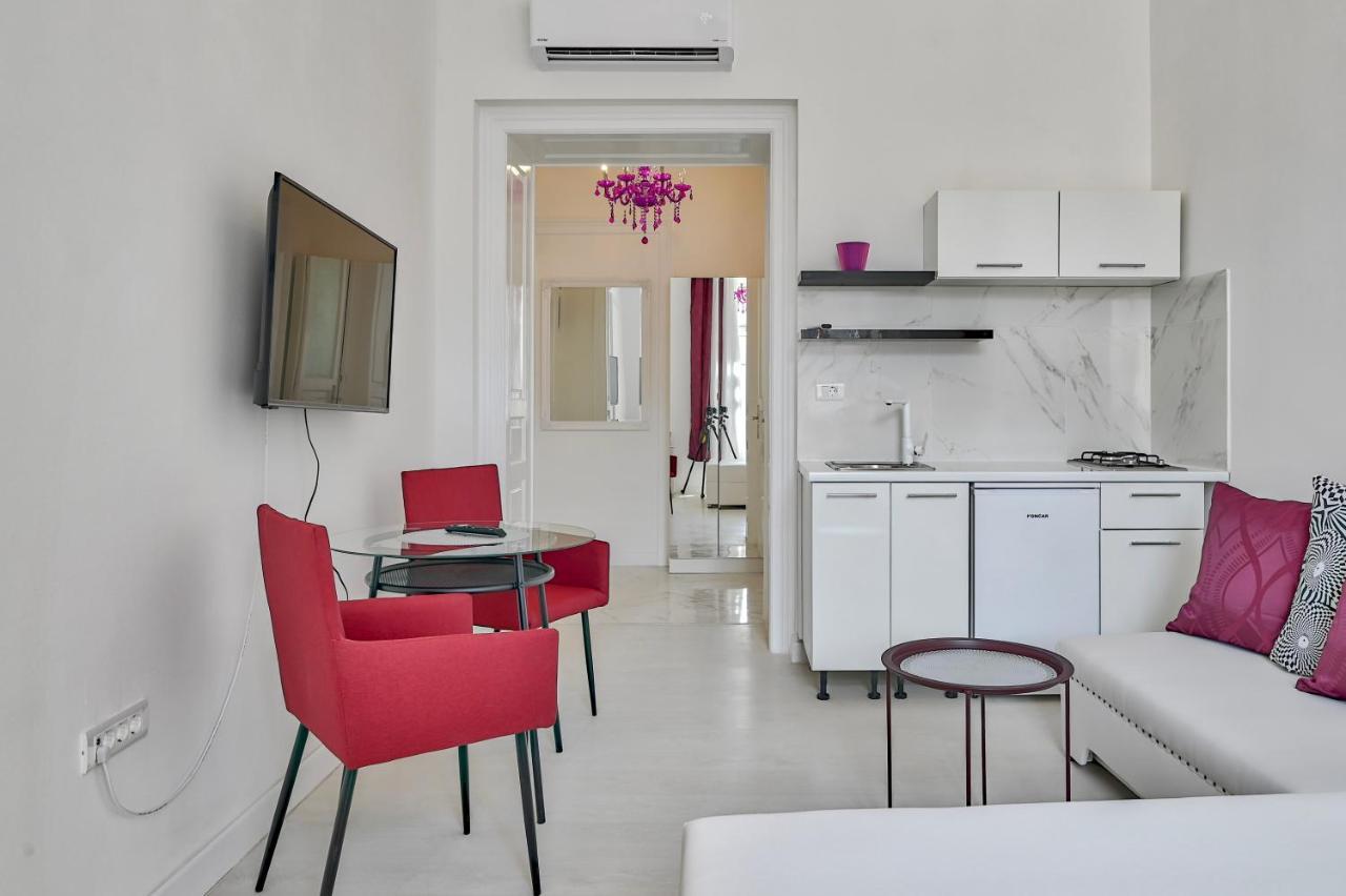 Appartement Collins Amethyst Center à Pula Extérieur photo